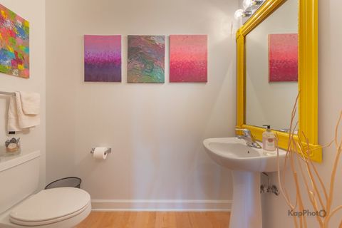 Tiny photo for 1600 S Prairie Avenue #1606, Chicago, IL 60616 (MLS # 12589351)