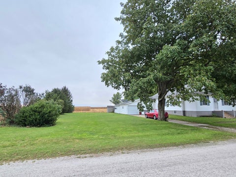 Tiny photo for 41583 E 100 North Road, Fisher, IL 61843 (MLS # 12768646)