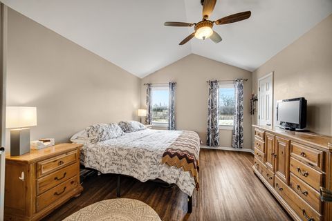 Tiny photo for 90 Copperwood Drive, Buffalo Grove, IL 60089 (MLS # 12589761)