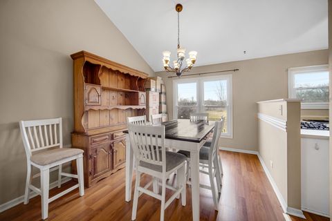 Tiny photo for 90 Copperwood Drive, Buffalo Grove, IL 60089 (MLS # 12589761)