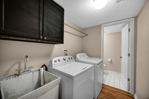 Tiny photo for 90 Copperwood Drive, Buffalo Grove, IL 60089 (MLS # 12589761)