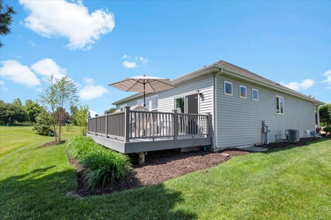 Tiny photo for 692 Canton Court, Oswego, IL 60543 (MLS # 12661376)