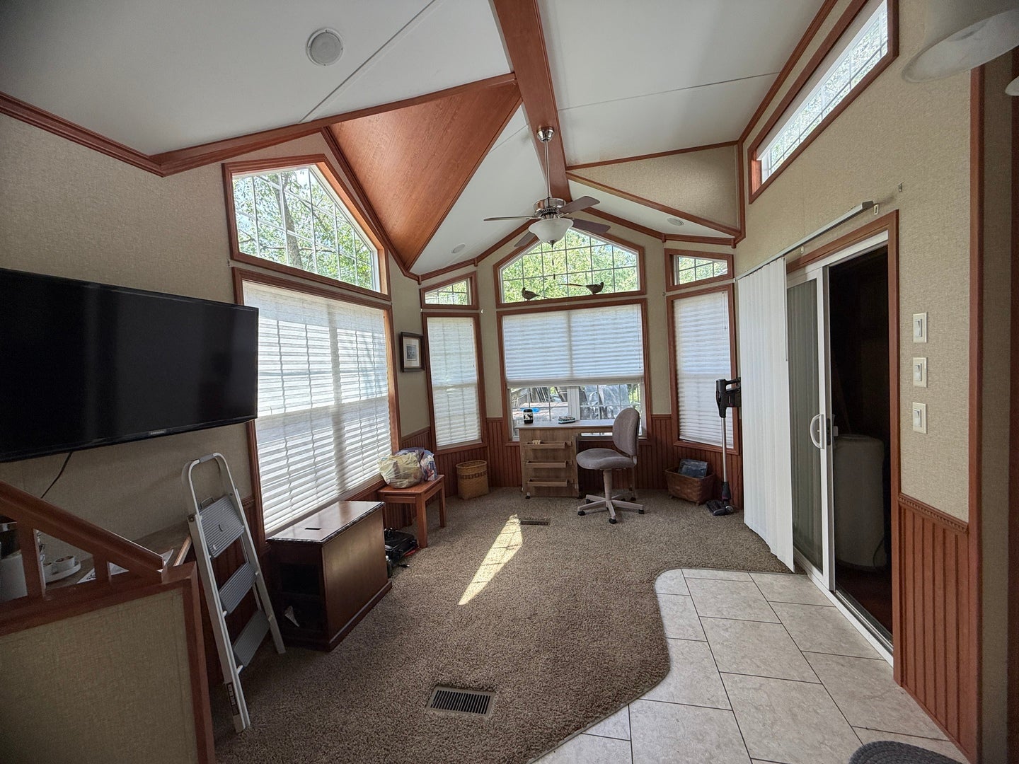 4-30 Woodhaven Lakes