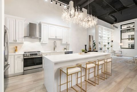 Tiny photo for 120 S State Street #4, Chicago, IL 60603 (MLS # 12622608)