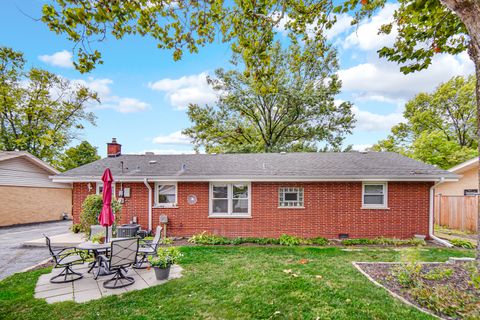 Tiny photo for 6840 W Evergreen Avenue, Palos Heights, IL 60463 (MLS # 12488513)