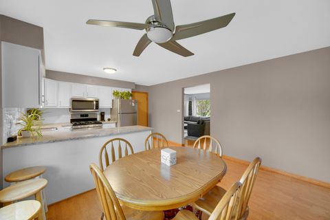 Tiny photo for 6840 W Evergreen Avenue, Palos Heights, IL 60463 (MLS # 12488513)