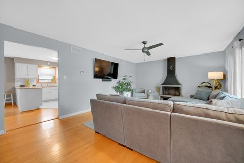 Tiny photo for 6840 W Evergreen Avenue, Palos Heights, IL 60463 (MLS # 12488513)