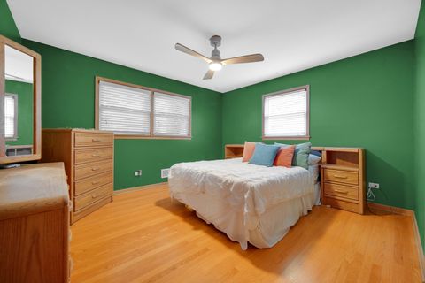 Tiny photo for 6840 W Evergreen Avenue, Palos Heights, IL 60463 (MLS # 12488513)