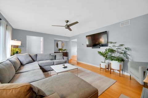 Tiny photo for 6840 W Evergreen Avenue, Palos Heights, IL 60463 (MLS # 12488513)