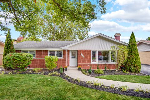 Tiny photo for 6840 W Evergreen Avenue, Palos Heights, IL 60463 (MLS # 12488513)