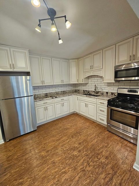 Tiny photo for 7666 S 88th Court, Justice, IL 60458 (MLS # 12493225)