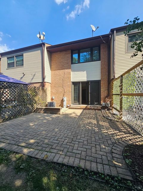Tiny photo for 7666 S 88th Court, Justice, IL 60458 (MLS # 12493225)
