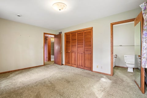 Tiny photo for 333 N 10th Street, Clinton, IA 52732 (MLS # 12683405)