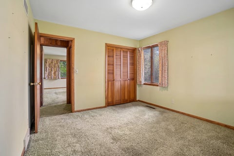 Tiny photo for 333 N 10th Street, Clinton, IA 52732 (MLS # 12683405)