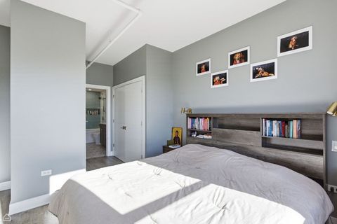 Tiny photo for 511 W Division Street #512, Chicago, IL 60610 (MLS # 12589986)