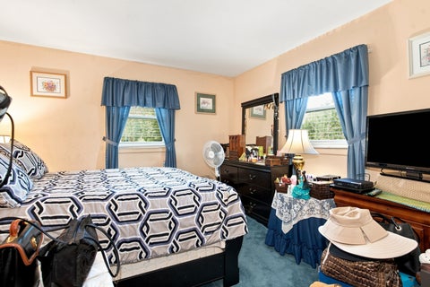 Tiny photo for 652 Sussex Lane, Crystal Lake, IL 60014 (MLS # 12752285)