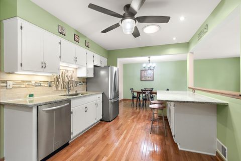 Tiny photo for 17833 MAINE Court, Orland Park, IL 60467 (MLS # 12623023)