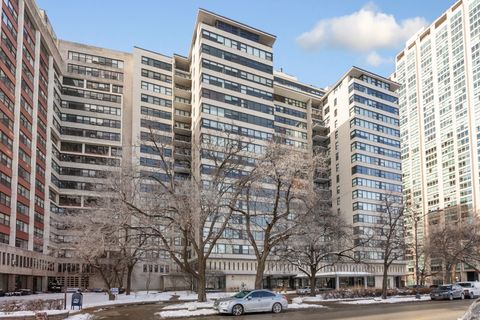 Photo of 3440 N Lake Shore Drive #5A, Chicago, IL 60657 (MLS # 12545170)