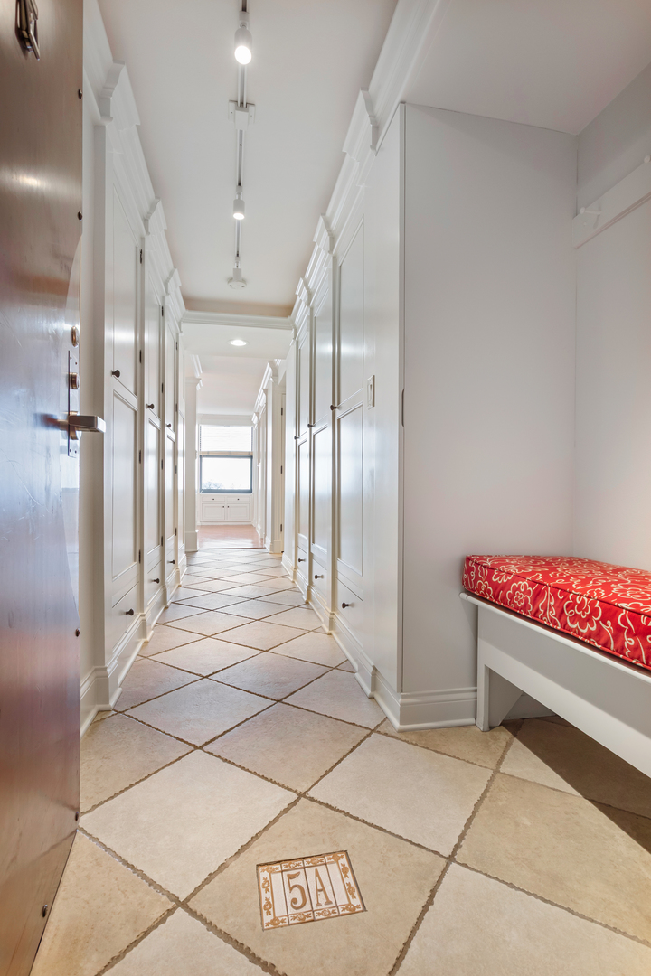 3440 N Lake Shore Drive 5A