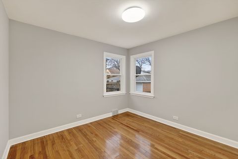 Tiny photo for 6104 N KIMBALL Avenue, Chicago, IL 60659 (MLS # 12576855)