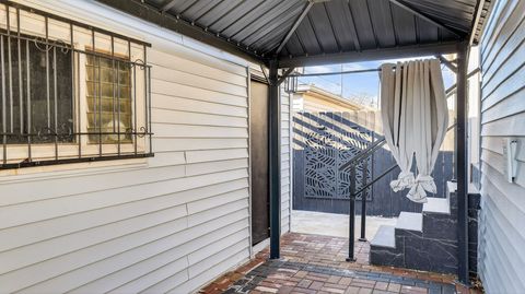 Tiny photo for 6104 N KIMBALL Avenue, Chicago, IL 60659 (MLS # 12576855)