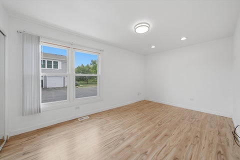 Tiny photo for 1046 Hampton Harbor #1046, Schaumburg, IL 60193 (MLS # 12713690)