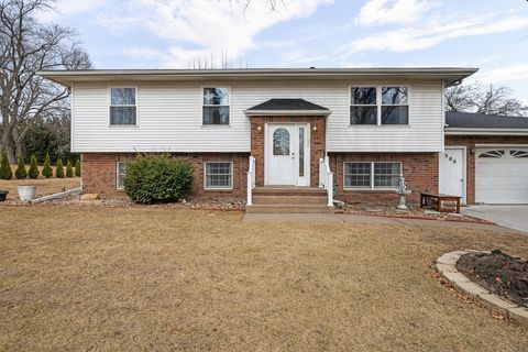 Photo of 506 6TH Street, Andover, IL 61233 (MLS # 12611347)