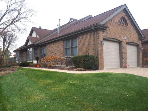 Tiny photo for 10513 Golf Road, Orland Park, IL 60462 (MLS # 12522068)
