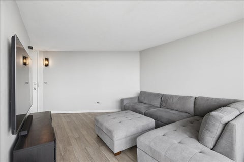 Tiny photo for 3925 TRIUMVERA Drive #15G, Glenview, IL 60025 (MLS # 12720783)