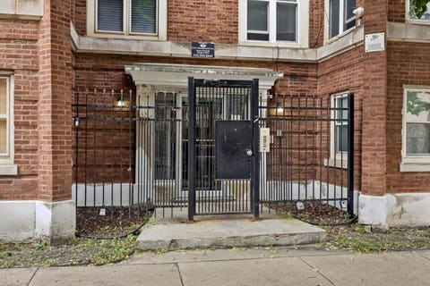 Tiny photo for 4731 S Ingleside Avenue #D1, Chicago, IL 60615 (MLS # 12723335)