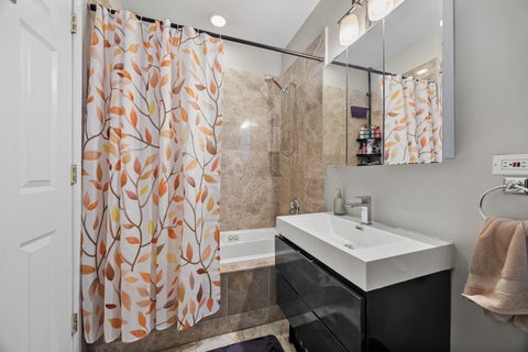 Tiny photo for 4731 S Ingleside Avenue #D1, Chicago, IL 60615 (MLS # 12723335)
