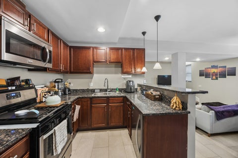 Tiny photo for 4731 S Ingleside Avenue #D1, Chicago, IL 60615 (MLS # 12723335)