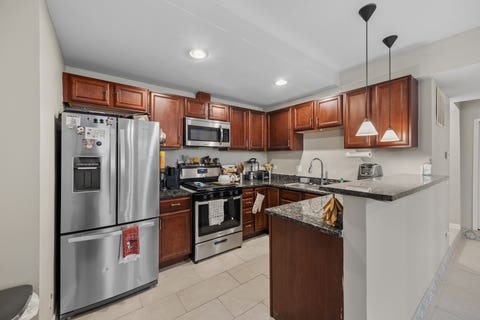 Tiny photo for 4731 S Ingleside Avenue #D1, Chicago, IL 60615 (MLS # 12723335)