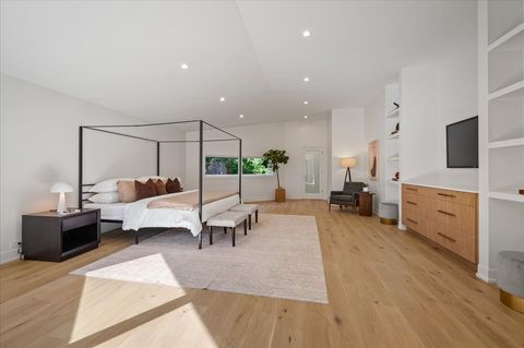 Tiny photo for 1666 Cloverdale Avenue, Highland Park, IL 60035 (MLS # 12527269)