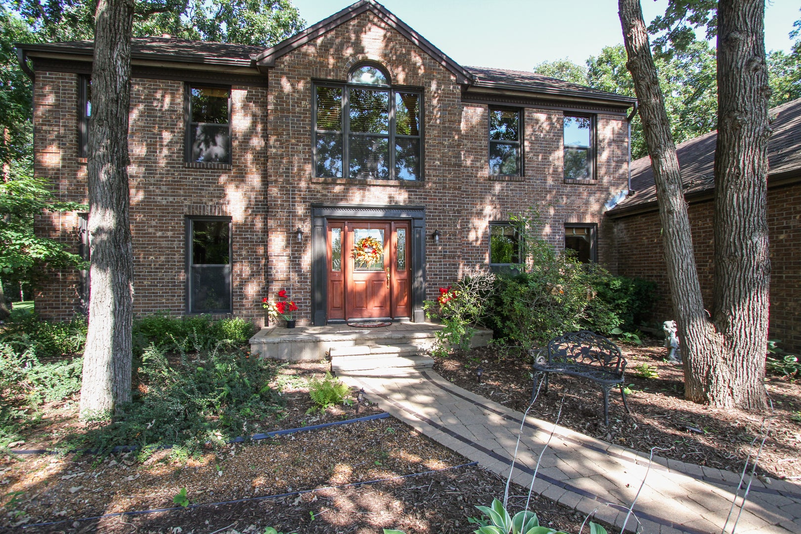 24530 Hummingbird Court