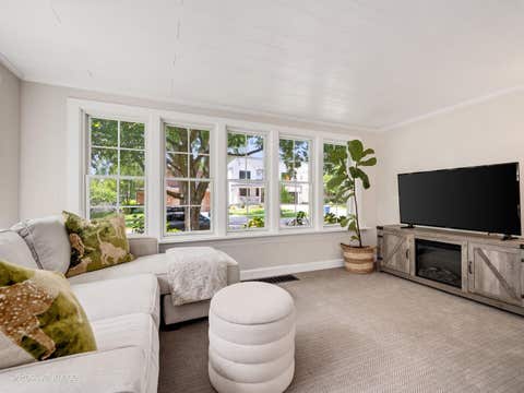 Tiny photo for 4641 Prince Street, Downers Grove, IL 60515 (MLS # 12712081)