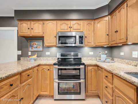 Tiny photo for 4641 Prince Street, Downers Grove, IL 60515 (MLS # 12712081)
