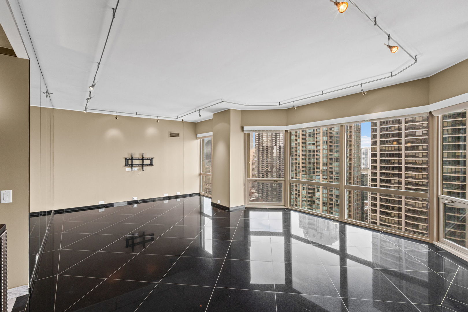 100 E Huron Street 2301