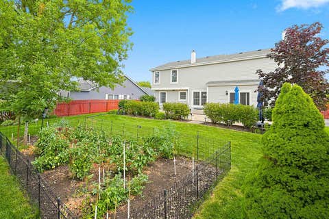 Tiny photo for 820 Southwick Drive, Algonquin, IL 60102 (MLS # 12740419)