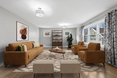 Tiny photo for 512 N Elm Street, Mount Prospect, IL 60056 (MLS # 12576364)