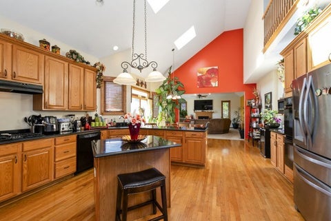 Tiny photo for 1527 DUNFRIES Street, Flossmoor, IL 60422 (MLS # 12781974)