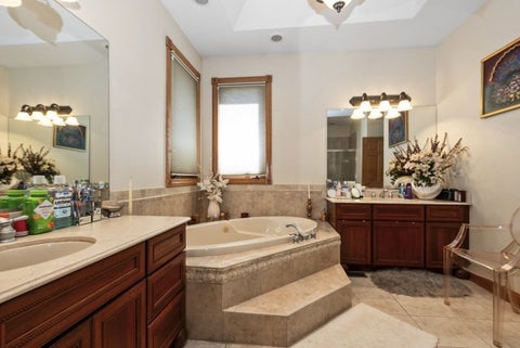 Tiny photo for 1527 DUNFRIES Street, Flossmoor, IL 60422 (MLS # 12781974)