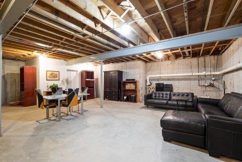 Tiny photo for 1527 DUNFRIES Street, Flossmoor, IL 60422 (MLS # 12781974)
