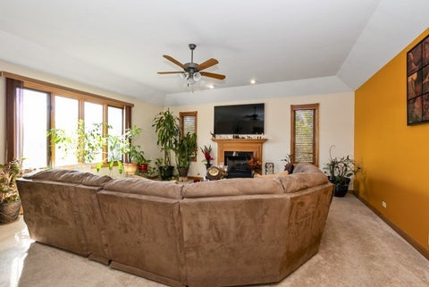 Tiny photo for 1527 DUNFRIES Street, Flossmoor, IL 60422 (MLS # 12781974)