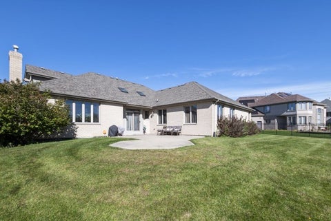 Tiny photo for 1527 DUNFRIES Street, Flossmoor, IL 60422 (MLS # 12781974)