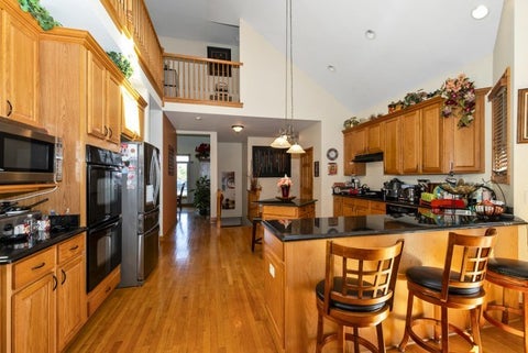 Tiny photo for 1527 DUNFRIES Street, Flossmoor, IL 60422 (MLS # 12781974)