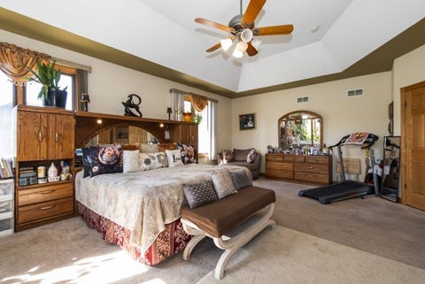 Tiny photo for 1527 DUNFRIES Street, Flossmoor, IL 60422 (MLS # 12781974)