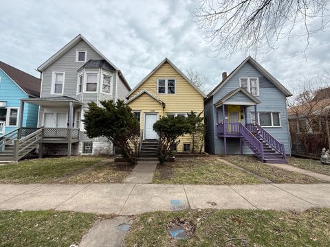Photo of 7919 S Escanaba Avenue, Chicago, IL 60617 (MLS # 12609906)