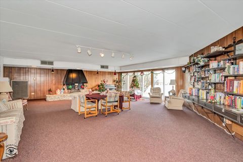 Tiny photo for 2900 Maple Avenue #22A, Downers Grove, IL 60515 (MLS # 12524486)