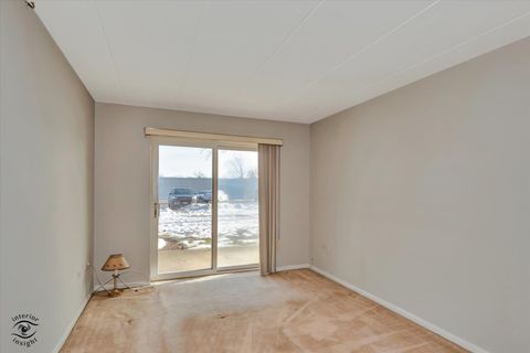 Tiny photo for 2900 Maple Avenue #22A, Downers Grove, IL 60515 (MLS # 12524486)